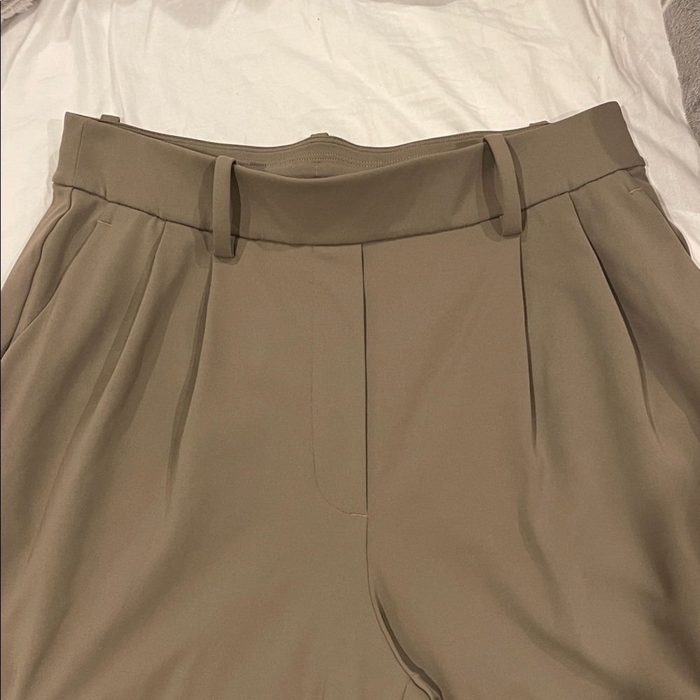 Lululemon day drift trouser sage medium wide leg